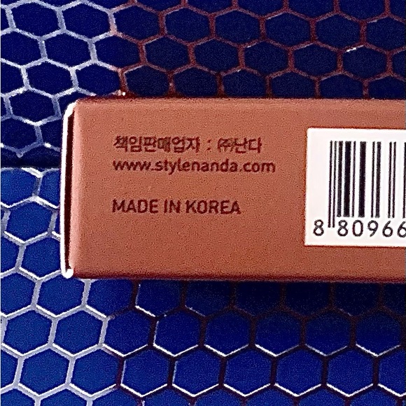 Velvety Lip Tint creamy - blur ❤️ “Walk & Talk” New - Picture 6 of 10